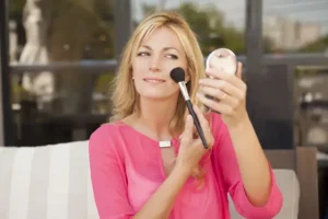 Näin valitset täydellisen puuterin meikkipohjaan